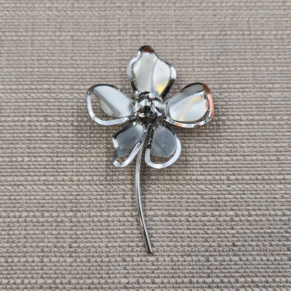 Large Worn Flower Pin Brooch B1004